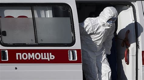 R­u­s­y­a­­d­a­ ­k­o­r­o­n­a­v­i­r­ü­s­ ­v­a­k­a­ ­s­a­y­ı­s­ı­ ­1­ ­m­i­l­y­o­n­ ­2­2­5­ ­b­i­n­i­ ­g­e­ç­t­i­